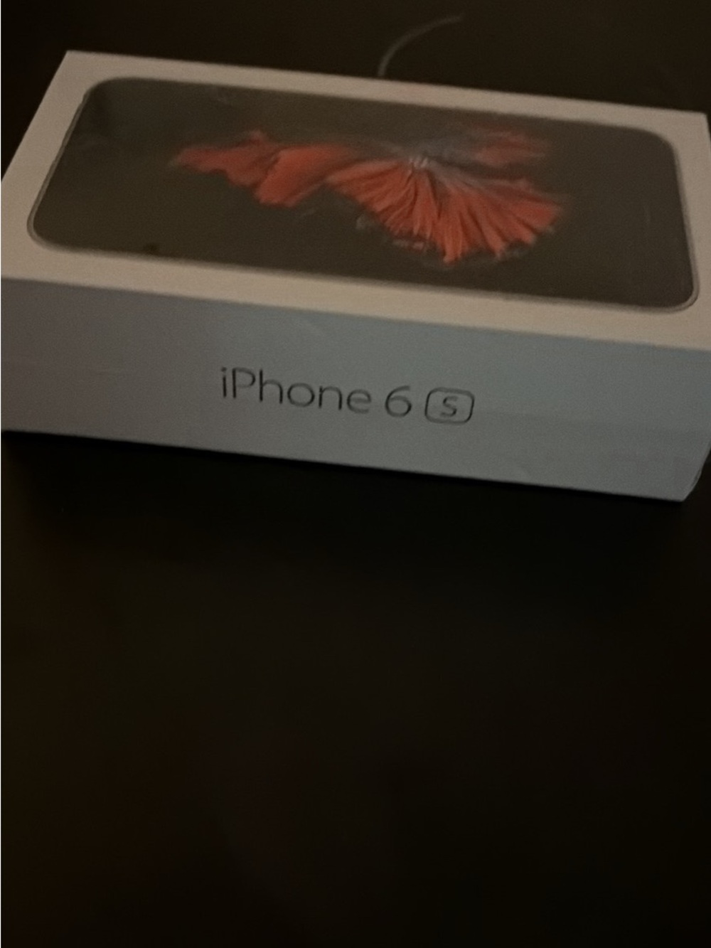 Apple iPhone 6s brand new in sealed original box, never opened or used - Picture 1 of 4